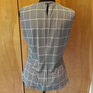 Calvin Klein Women’s sleeveless top